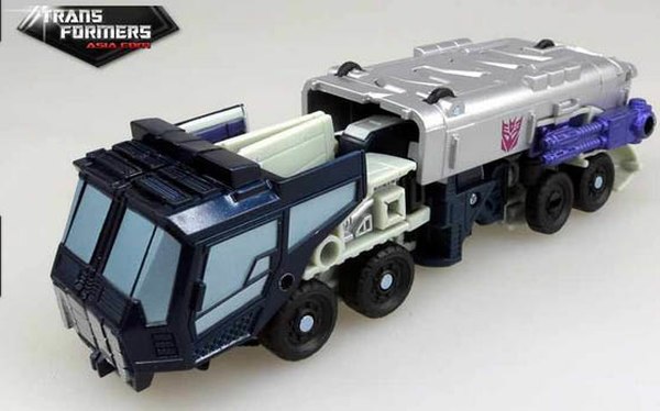 Transformers Decepticons Specialists Astrotrain, Galvatron, And Tankor Octane Official Images  (7 of 10)